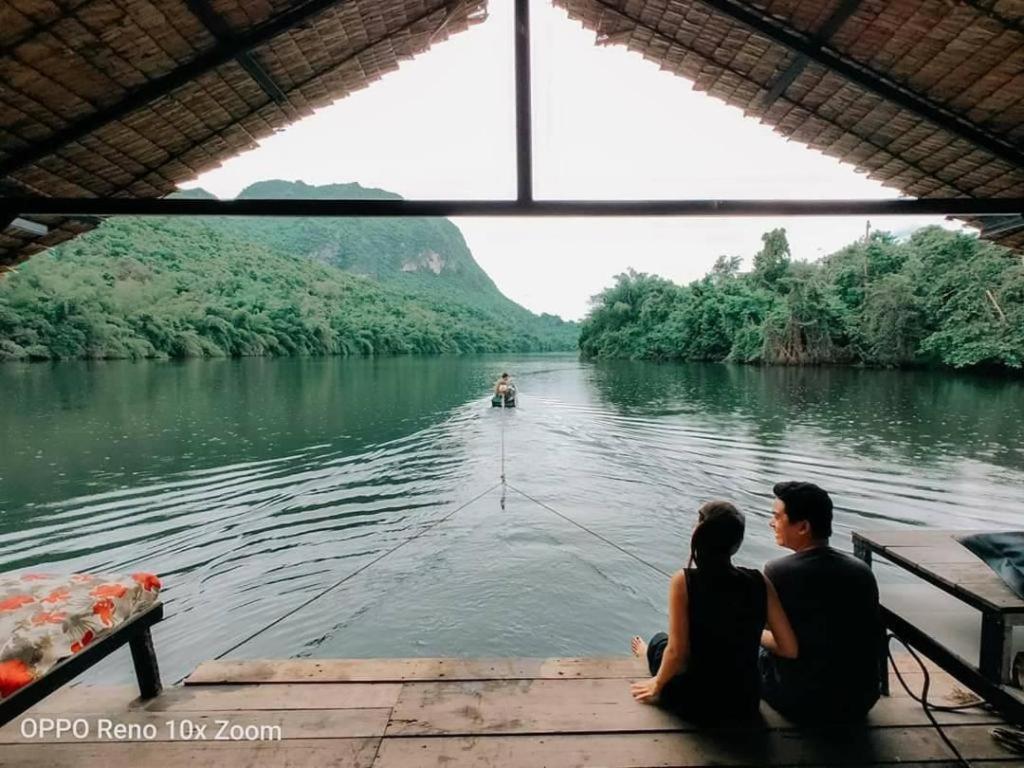 เลอ บาแซง เอราวัณรีสอร์ต Hotel กาญจนบุรี ภายนอก รูปภาพ